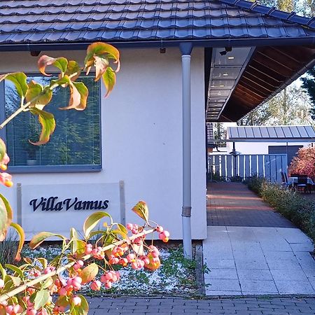 Villa Vamus Vendeg- Es Rendezvenyhaz Vamosszabadi ภายนอก รูปภาพ
