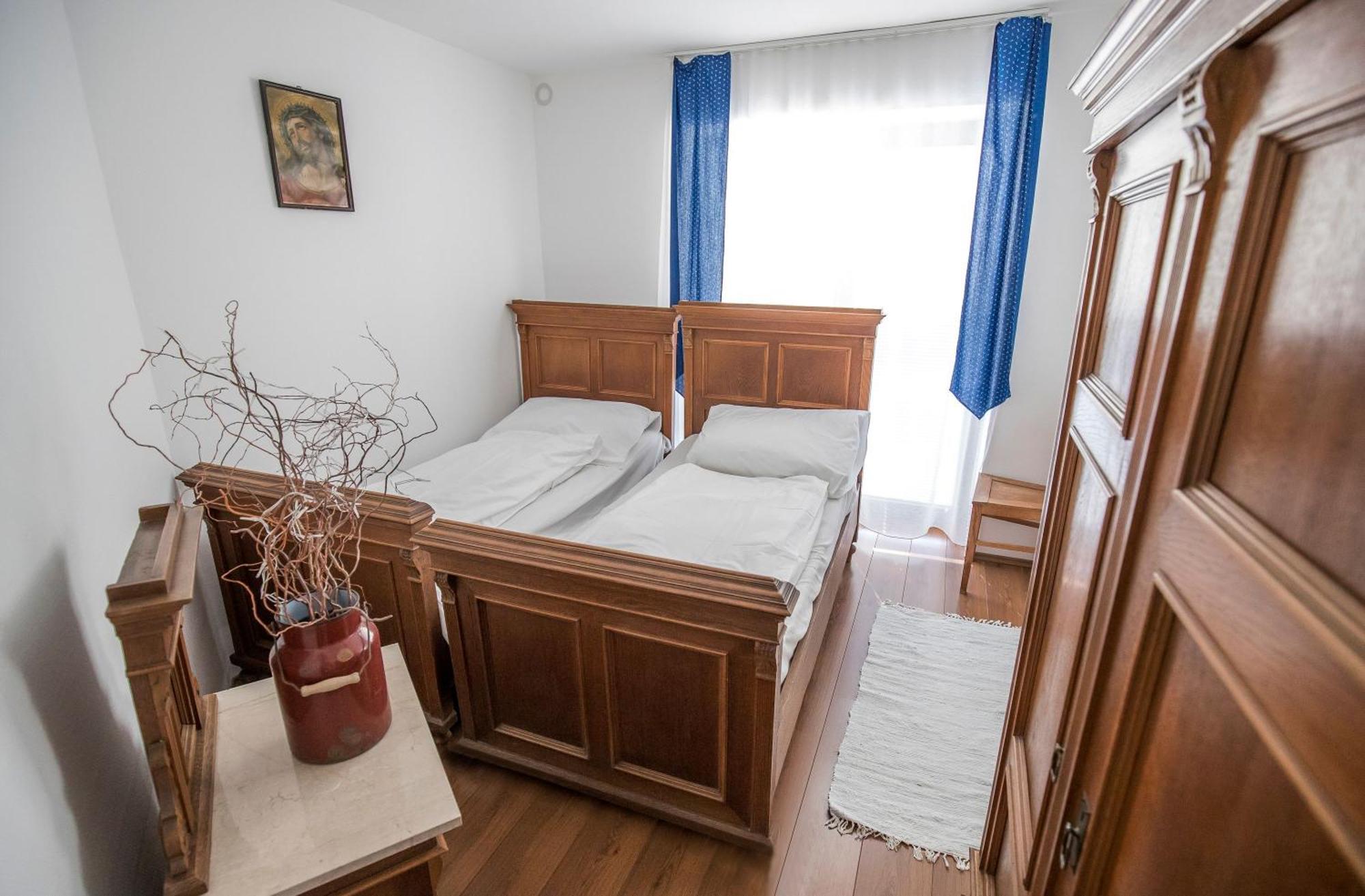 Villa Vamus Vendeg- Es Rendezvenyhaz Vamosszabadi ภายนอก รูปภาพ