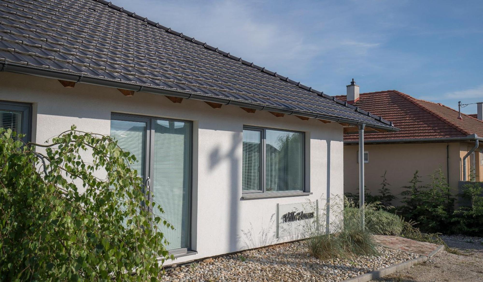 Villa Vamus Vendeg- Es Rendezvenyhaz Vamosszabadi ภายนอก รูปภาพ