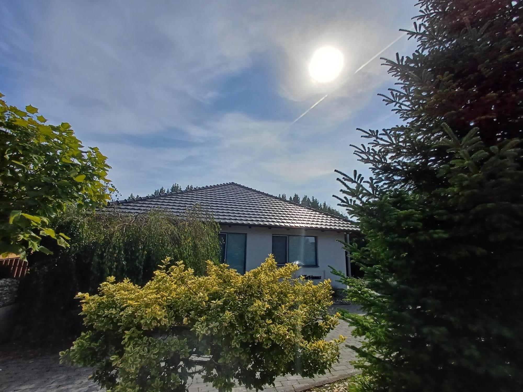 Villa Vamus Vendeg- Es Rendezvenyhaz Vamosszabadi ภายนอก รูปภาพ