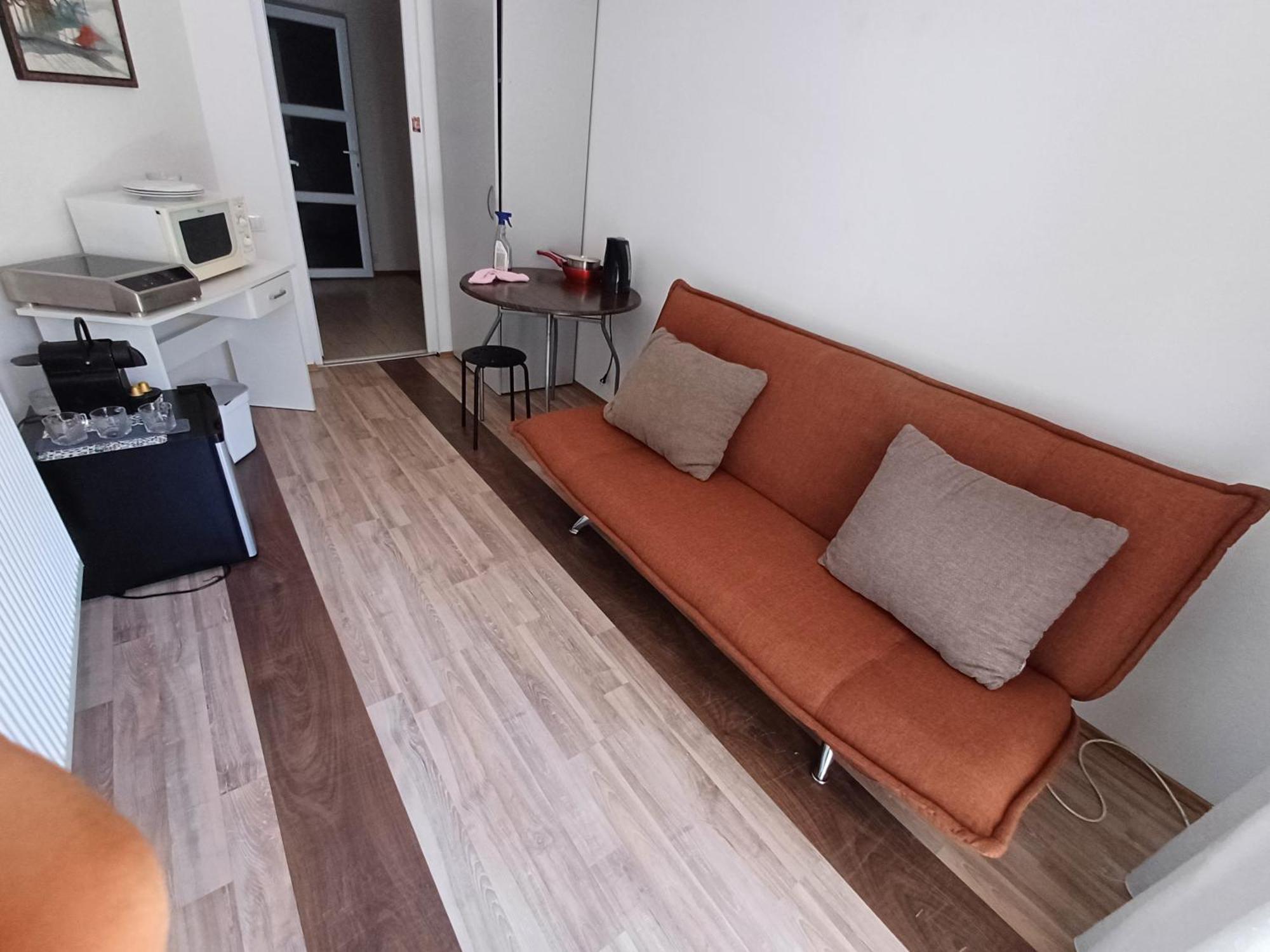 Villa Vamus Vendeg- Es Rendezvenyhaz Vamosszabadi ภายนอก รูปภาพ